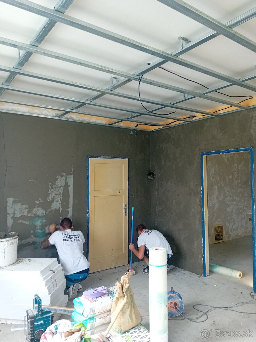 Tím REKONOV pri práci na sadrokartónových stropoch